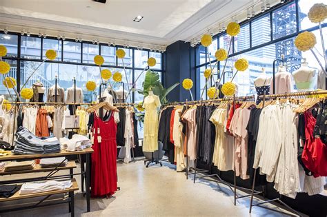 best outlet stores in toronto.